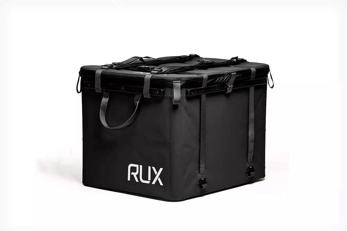 Studio photo of RUX 70L gear bag.